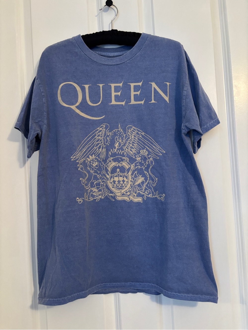 Queen -  Men’s Band Graphic Short Sleeve T-Shirt - Blue. Size XS/S. 100% Cotton